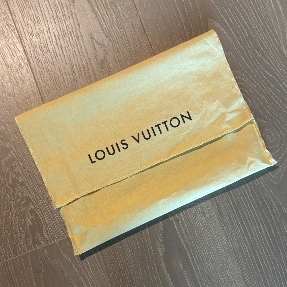 Louis Vuitton Dust Bag 💕